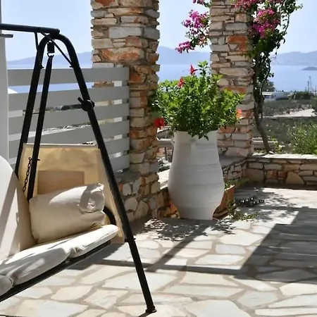 Serene House In Paros *